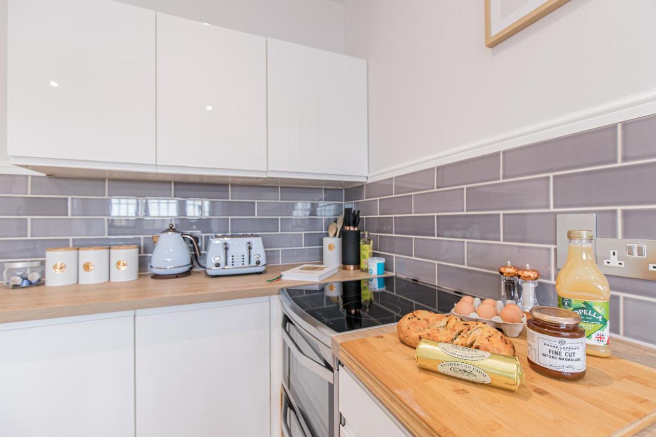 Oxfordshire Living - The Spencer Apartment - 伍德斯托克 外观 照片